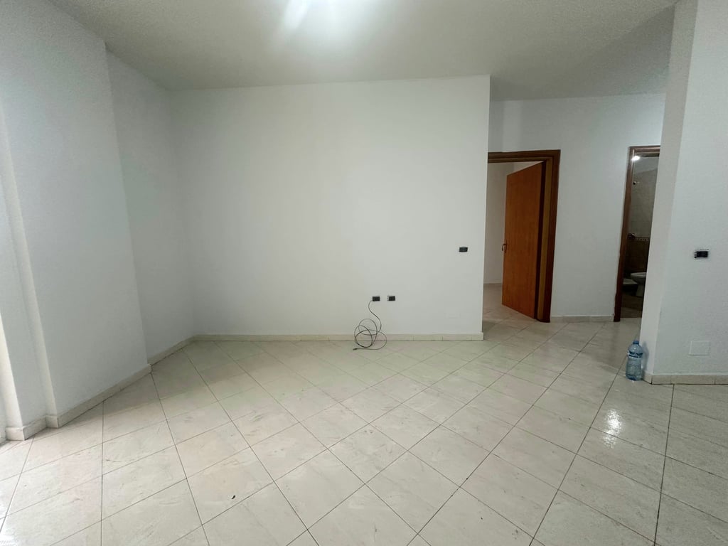 1+1 apartment for sale near the dome in Laprake.