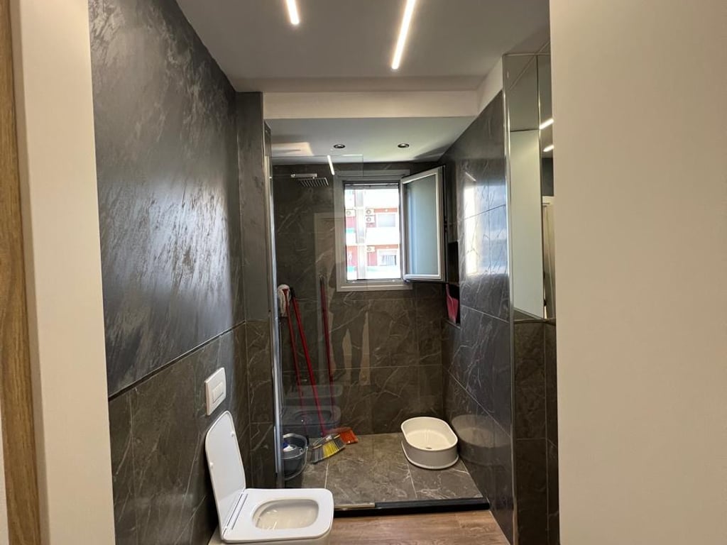 For Rent – Modern 2+1 Apartment on Cipajve Street, Vlora