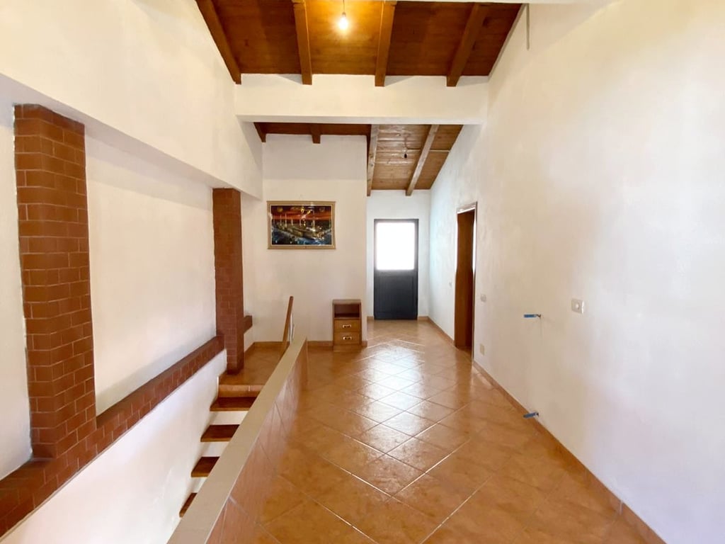 😍🏡House for sale, 3 stories, near the center, Kavajë.