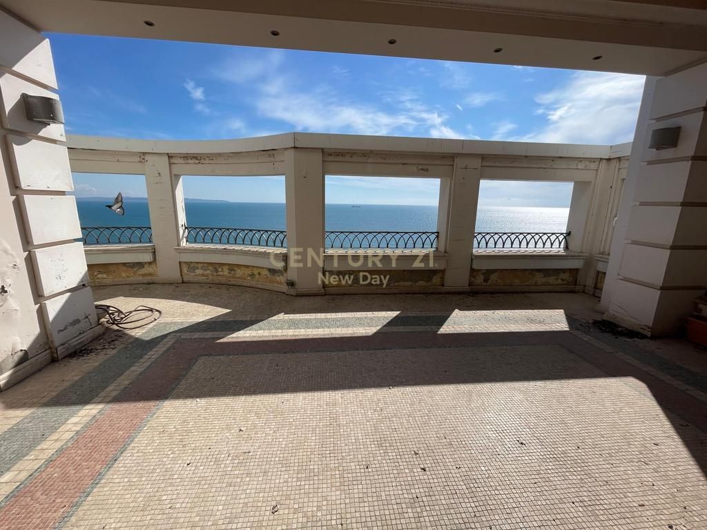 🌊🌇 PAPAFINGO FOR SALE WITH A FRONT VIEW OF THE SEA – VOLLGA, DURRES!