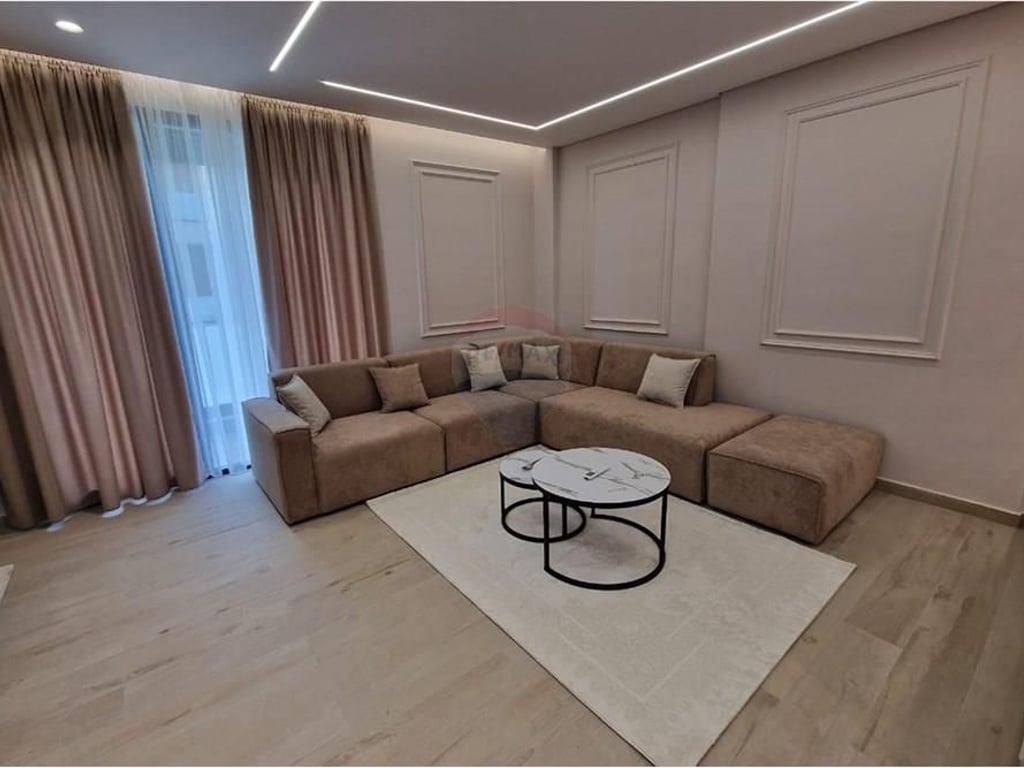 APARTAMENT 2+1 ME POST PARKIMI, LUNDER-TEG