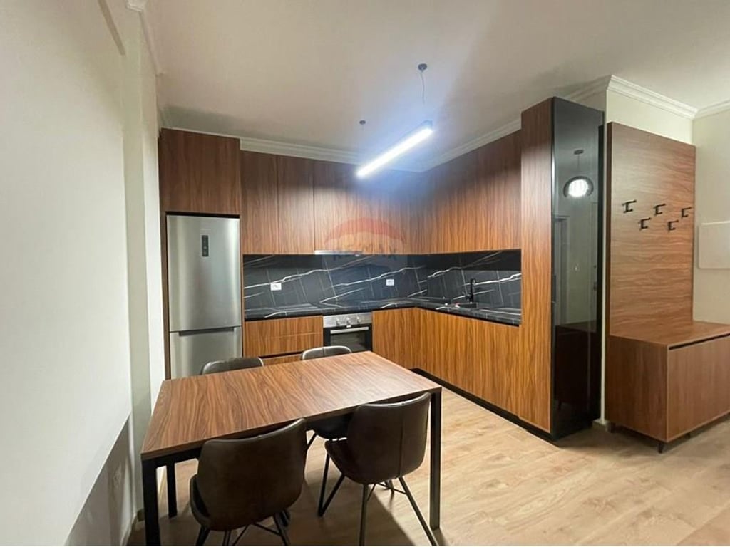 1+1 Apartment for Rent at Foleja e Gjelber!