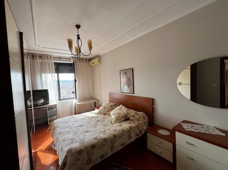 Jepet me qira apartament 2+1+2!