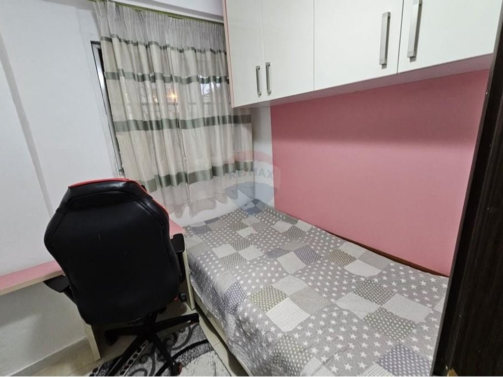 Apartment 2+1 with Yard for Sale on Elbasan Street