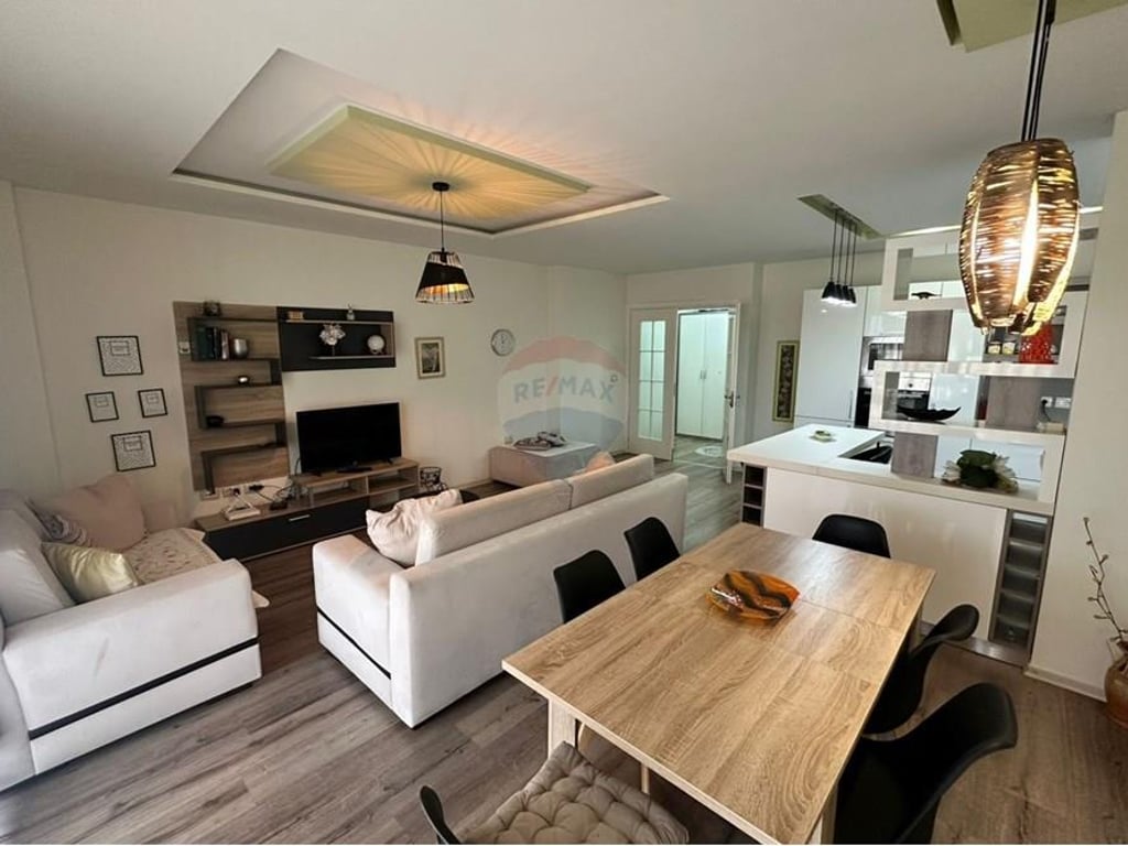 Apartament 3+1 per Qira Prane NOBIS