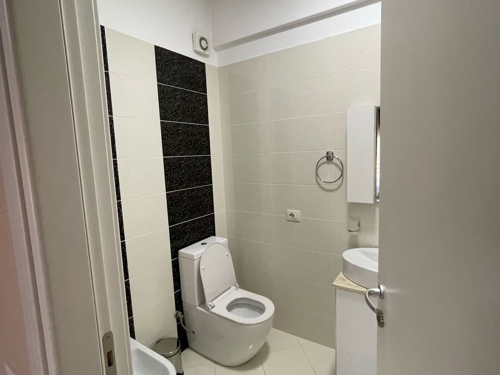 📢 Apartment 3+1+2+ terrace for rent at Liqeni i Thate