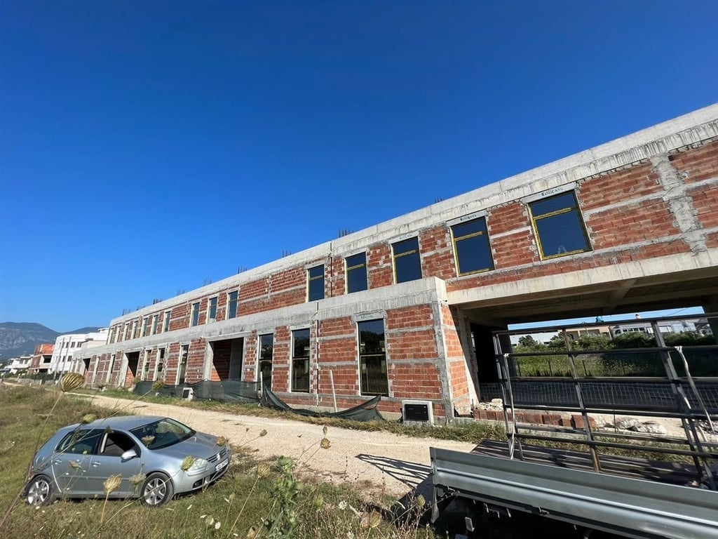 Jepet me qera kapanon ne kamz