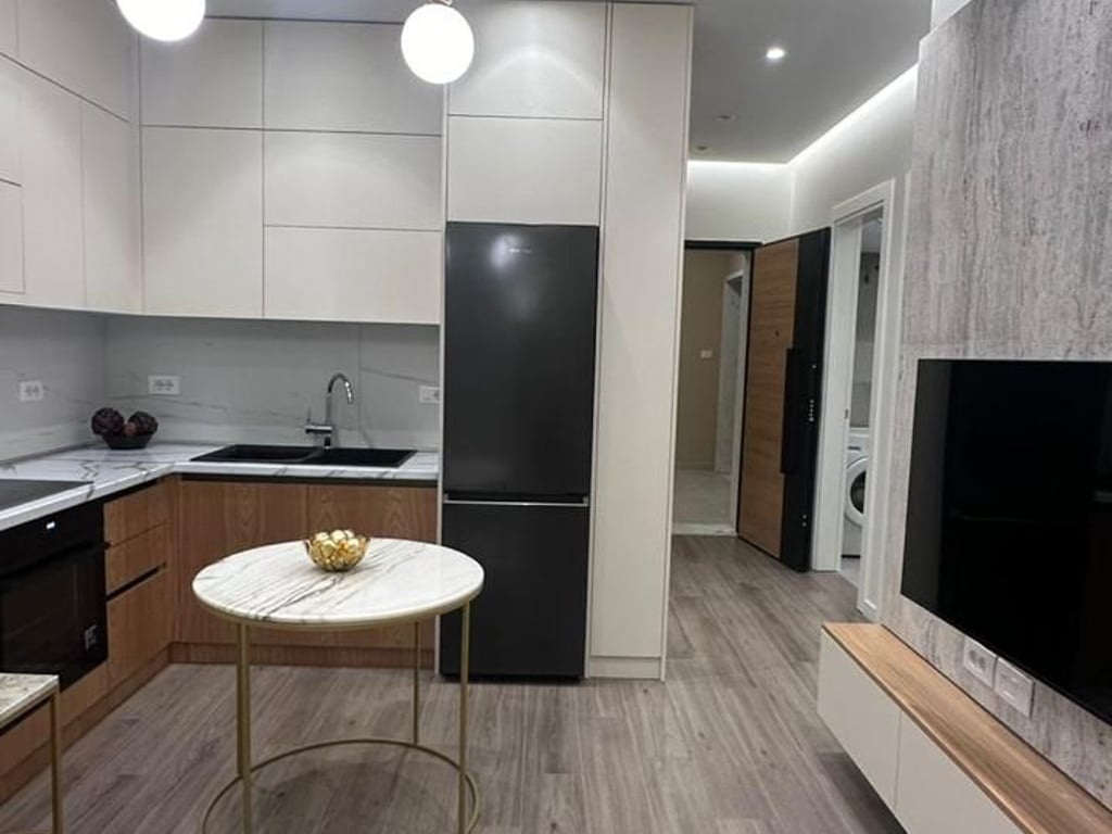 1+1 apartment for rent on Karl Gega Street, former Train Station, Lura Complex.