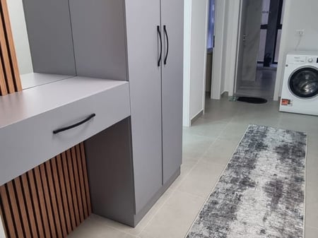 Jepet me qera 2+ 1 te green city 600 euro