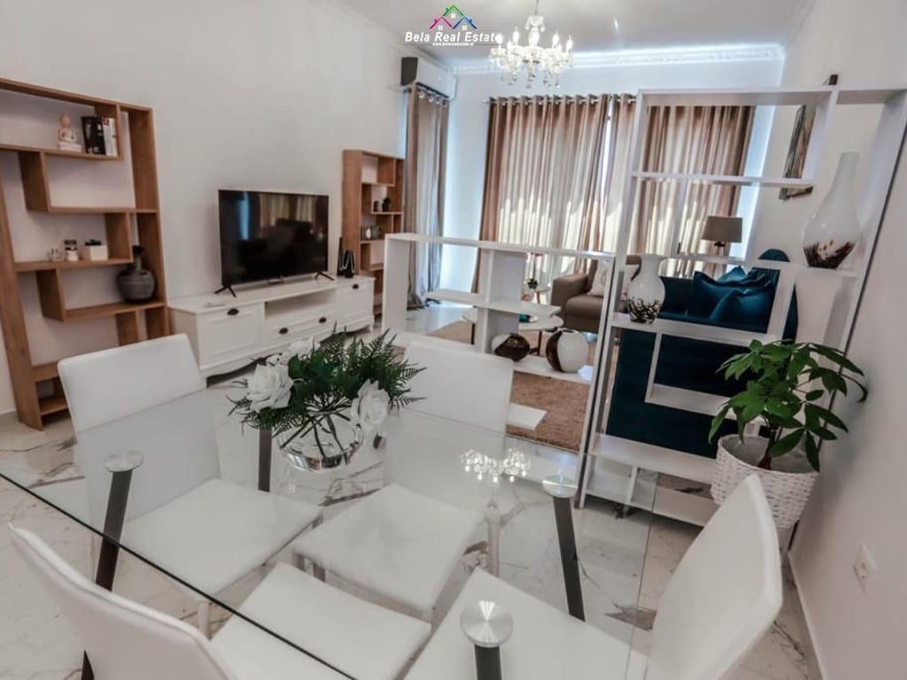 Apartament me qera 1+1 Tek 21-Dhjetori (ID B210154) Tirane