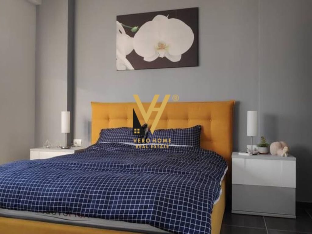 PENTHOUSE FOR RENT AT PAZARI I RI 1,200 EURO