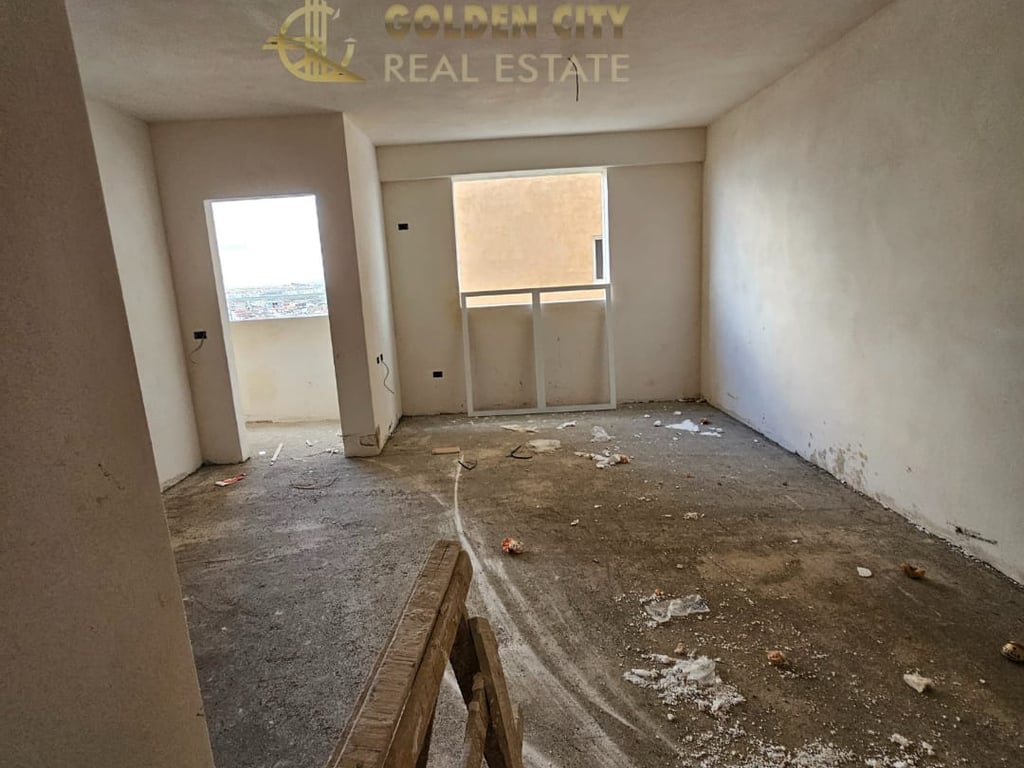 Vendesi appartamento 1+1 vicino all'ospedale.