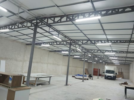 Magazine for rent | Babrru | 600m2