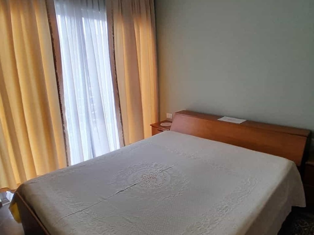 Apartament me Qera 2+1 tek Komuna E Parisit (ID B2201260) Tirane.