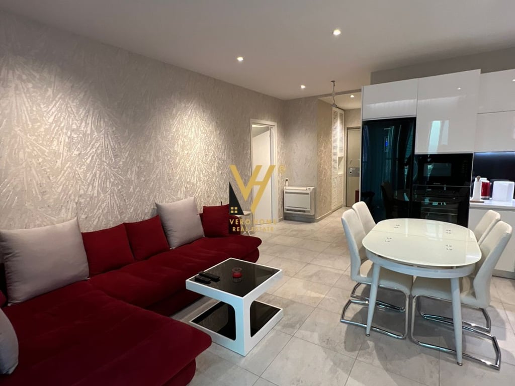 2+1+BLK ME QERA TE STADIUMI AIR ALBANIA 1500 EURO