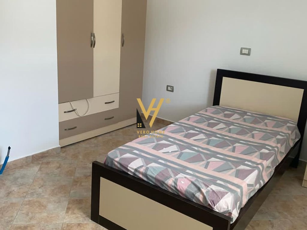 JEPET APARTAMENT 3+2+BLK ME QERA NE SELITE 500 EURO