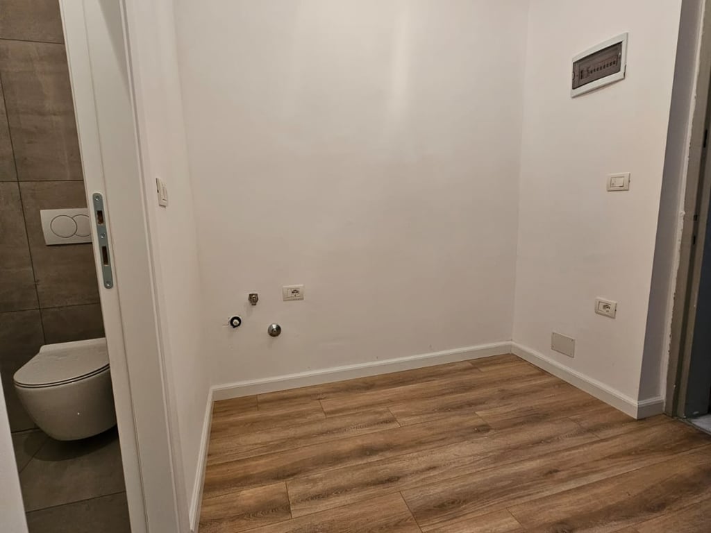 Shitet apartament 1+ 1 106.000 euro Mozaiku, Rr Naim Frasheri 