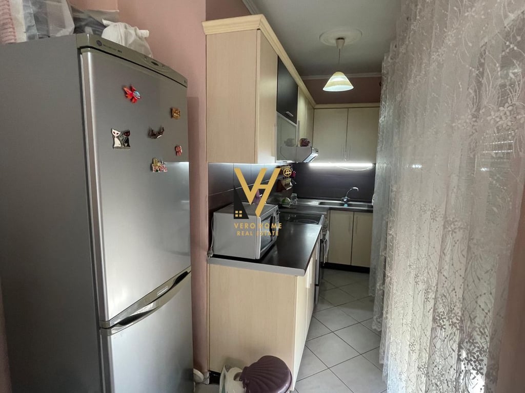 JEPET APARTAMENT 2+1+BLK ME QERA NE LAPRAKE 550 EURO