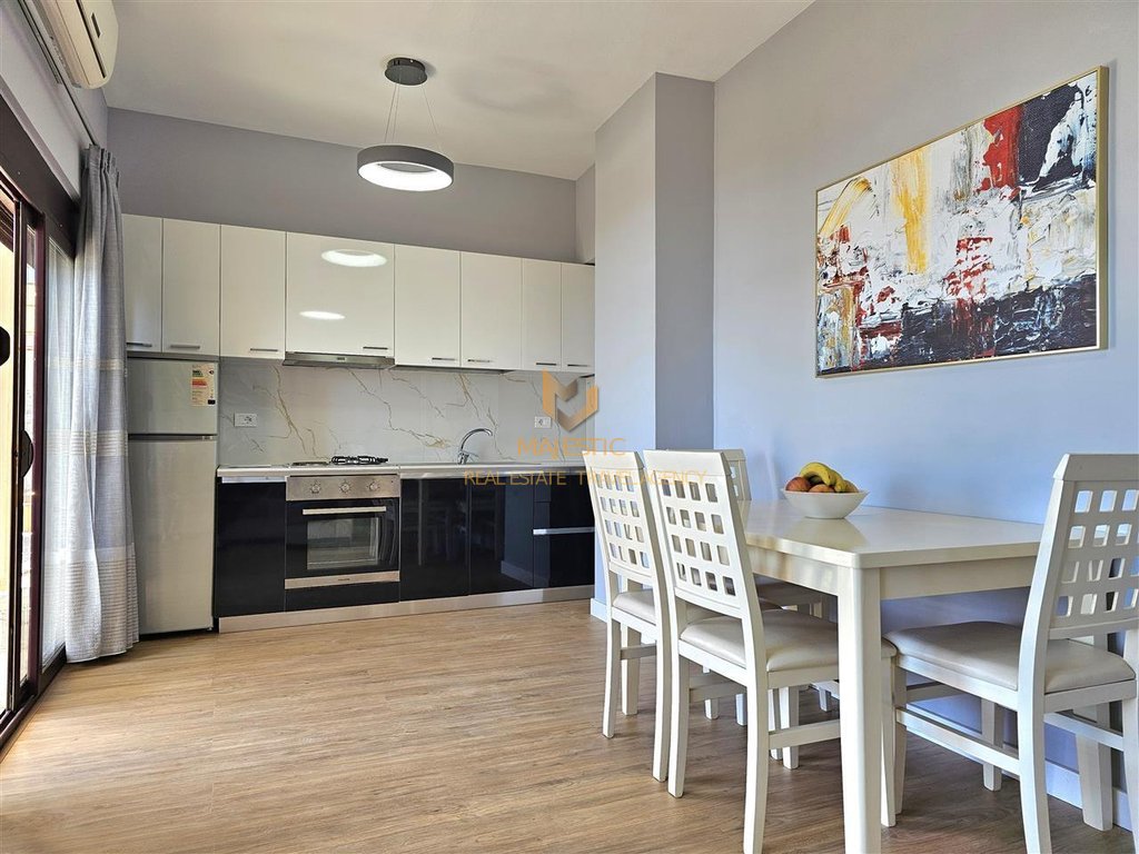 For sale, a super 1+1 apartment with a sea view in Saranda.