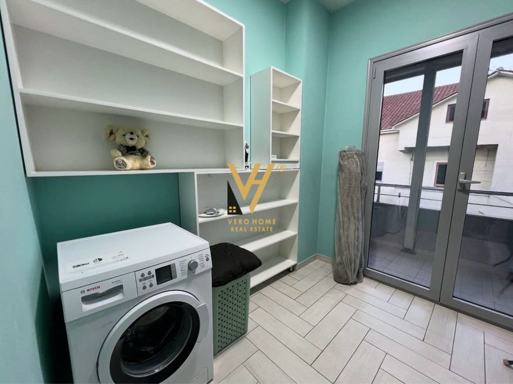 AFFITTASI VILLA 2 PIANI IN VIA JORDAN MISJA 1.350 EURO