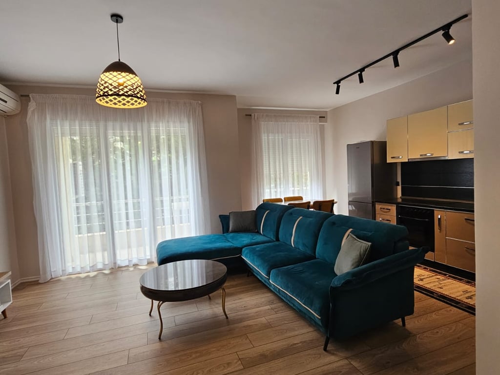 Apartment 2+1+2 per Qira!!