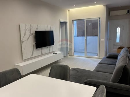 Affittasi appartamento (1+1) Fresk