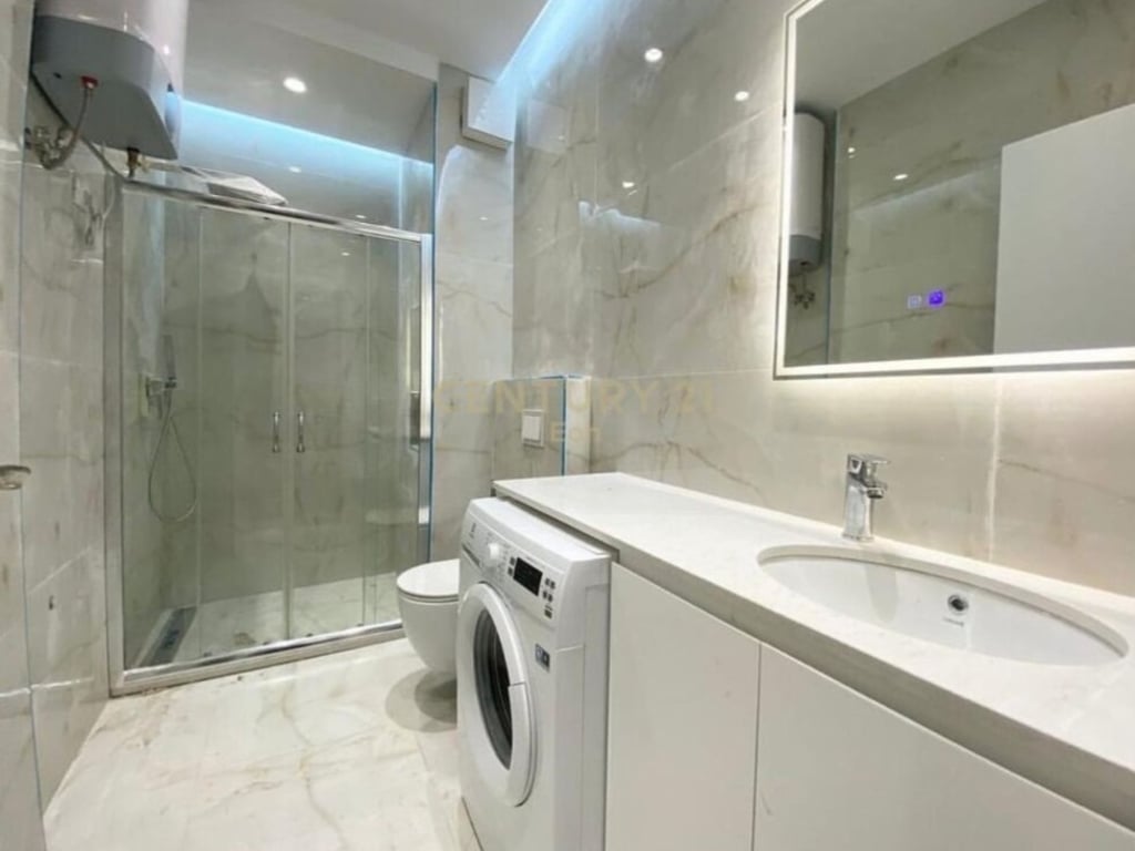 💫Apartament 1+1 me Post Parkimi për Shitje te Casa Italia, Tiranë! 🏢