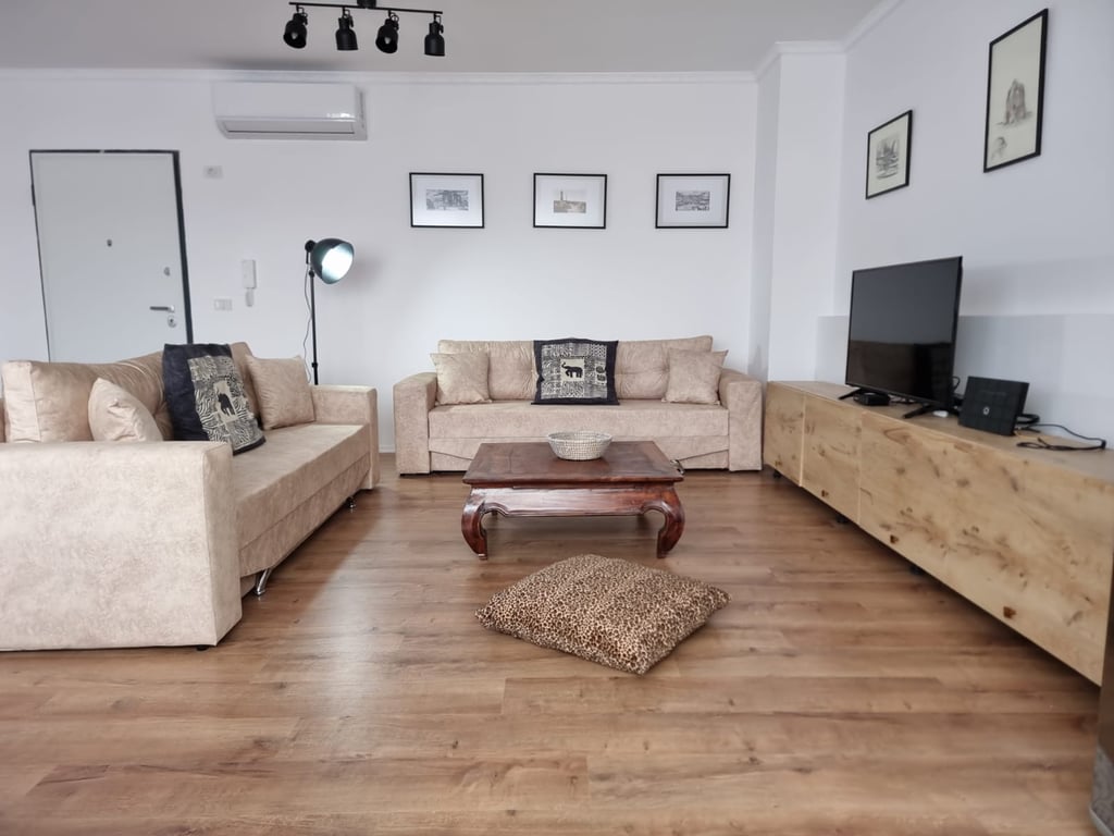 Apartment for rent 1+1 Durrës Street