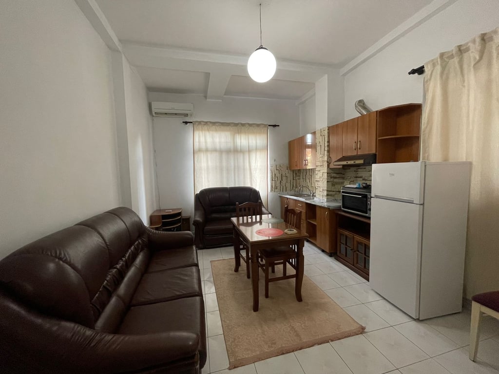 Apartment 1+1 for rent at the new market 500 euros.