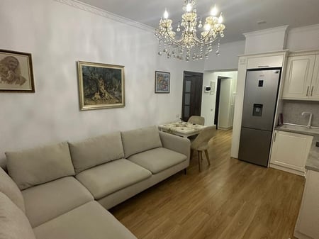 We offer a 2+1 apartment for rent in Shallvares near the Tennis Courts.