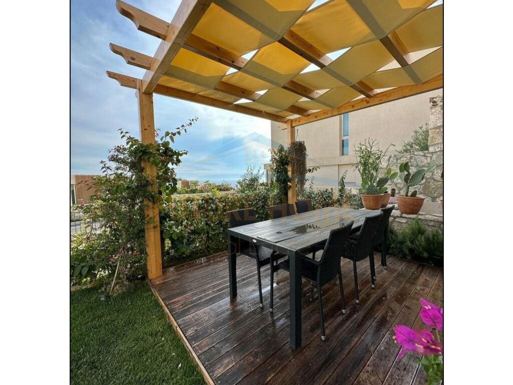 Shitet Vile Green Coast