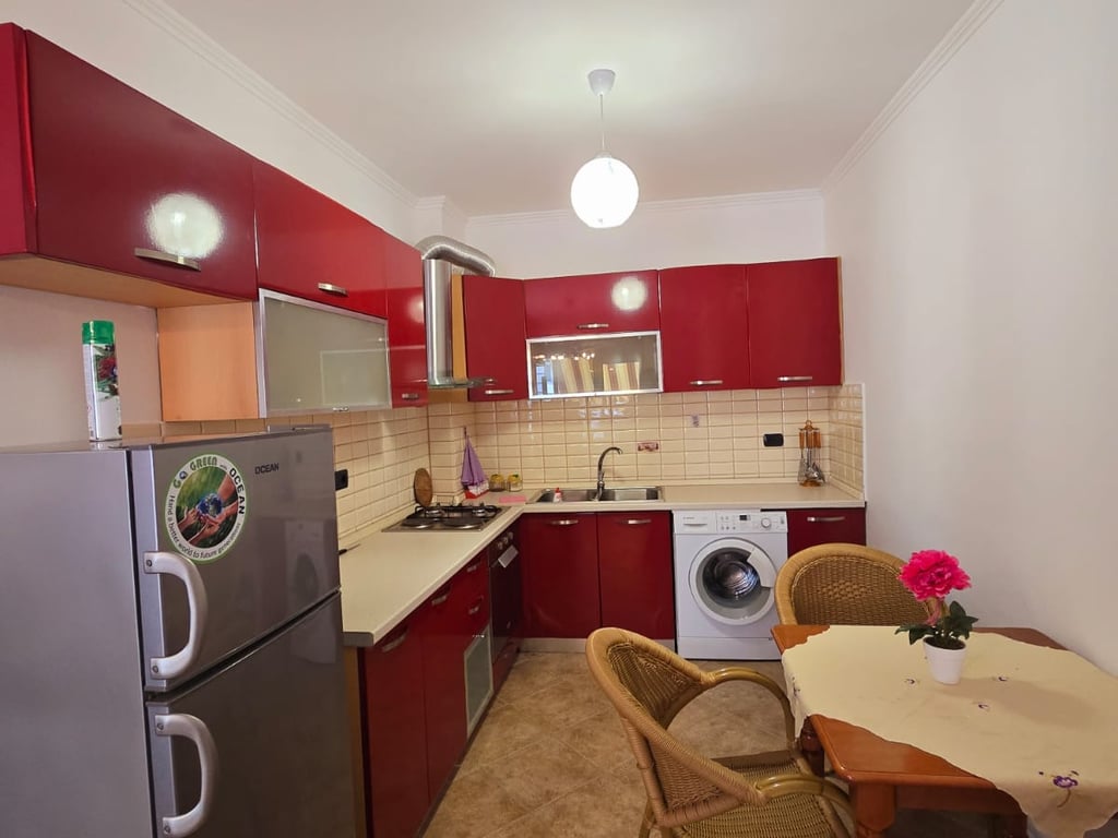SHITET APARTAMENT 2+1 NE PLAZHIN E GOLEMIT