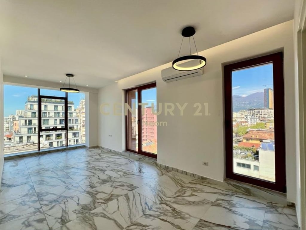 ✨ Qira, Zyrë Moderne – 70 m² – Rruga e Kavajës