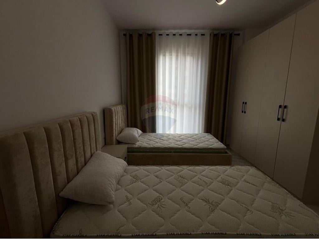 APPARTAMENTO 2+1+2 + POSTO AUTO PRESSO TRIO TOWER
