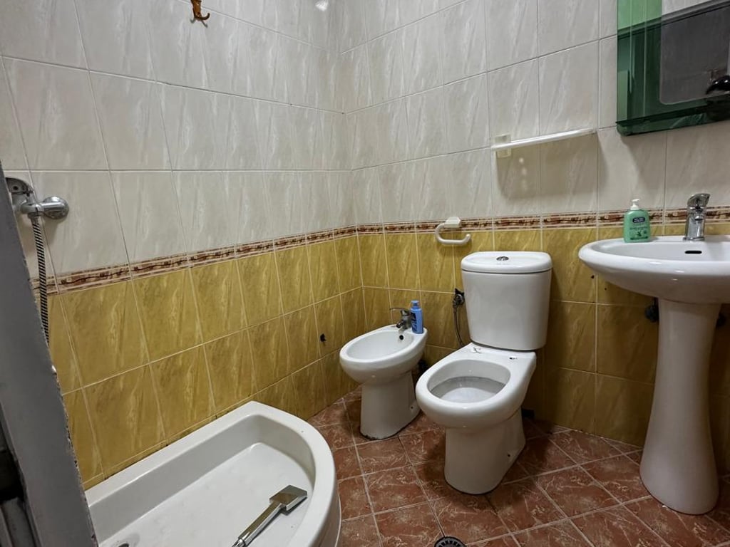Apartament 1+1 me qira tek Komuna e Parisit 