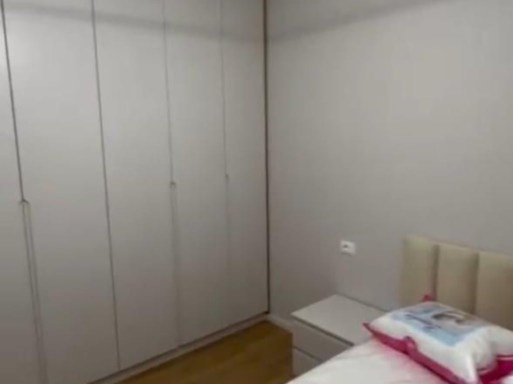 Apartament me qera 2+1