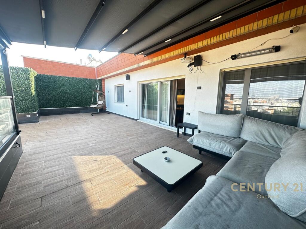 SHITET EKSKLUZIVE PENTHOUSE LUKSOZ 3+1+VERANDE TE KOPSHTI BOTANIK