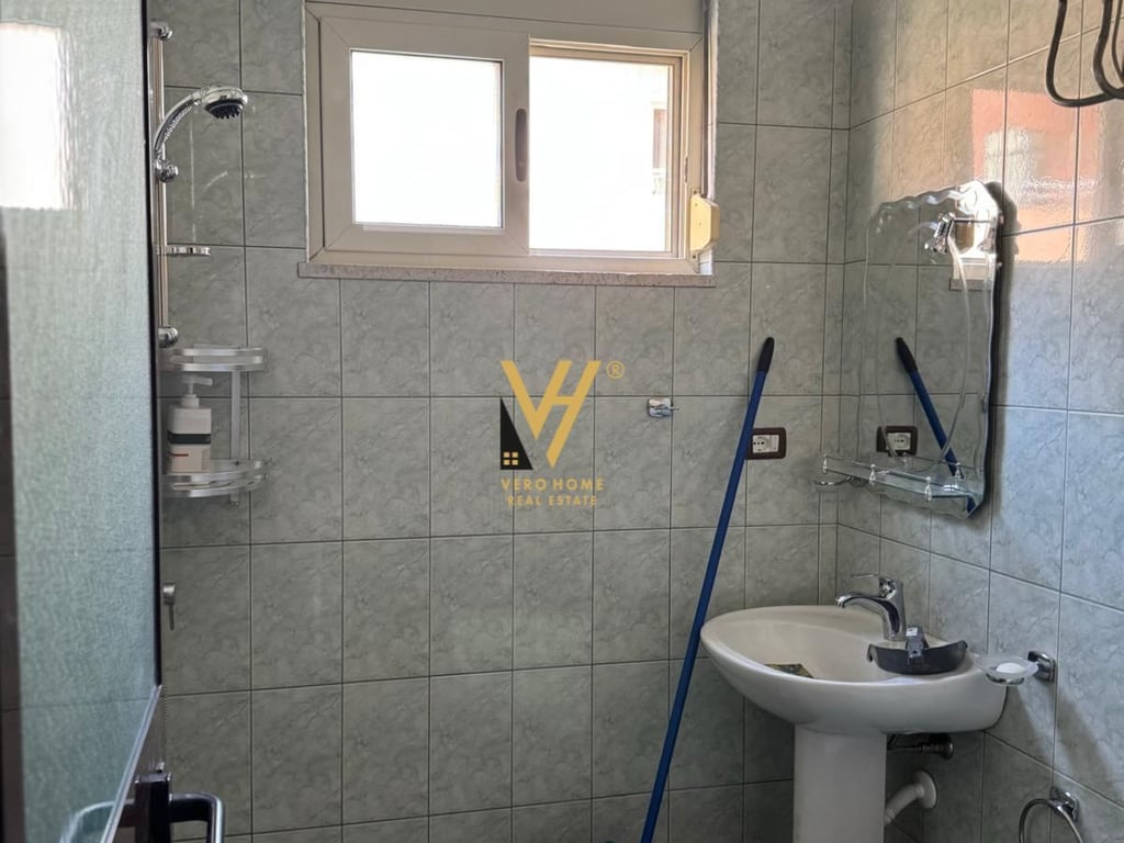 AFFITTASI APPARTAMENTO 1+1+BLK IN VIA 5 MAGGIO A 450 EURO