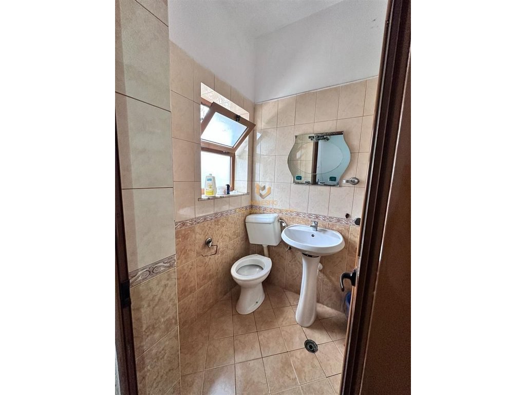 A 3+1+2 apartment is available for rent in Astir.