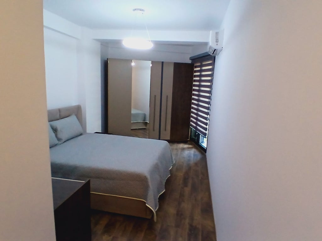 Apartament 2+1+ parkim per qira te Pazari i ri