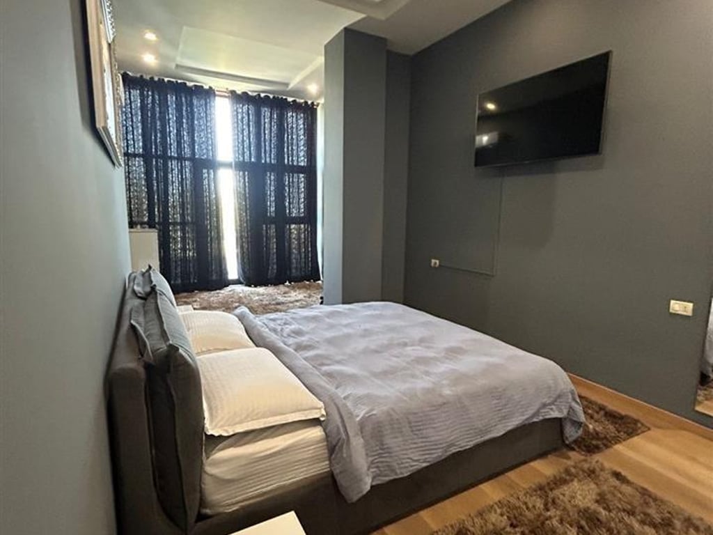 AFFITTASI APPARTAMENTO 1+1 600 EURO VIA PETI LAGO ASCIUTTO