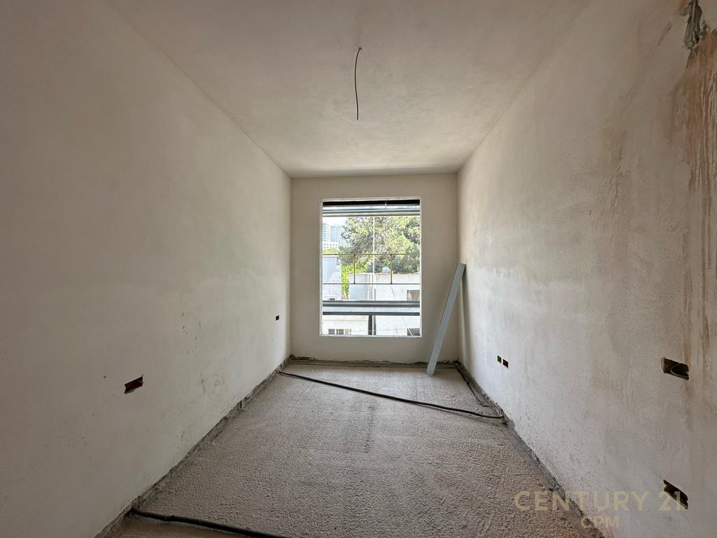 OPPORTUNITÀ! APPARTAMENTO 1+1 IN VENDITA NEL CUORE DI TIRANA PRESSO "SCANDERBEG RESIDENCE"