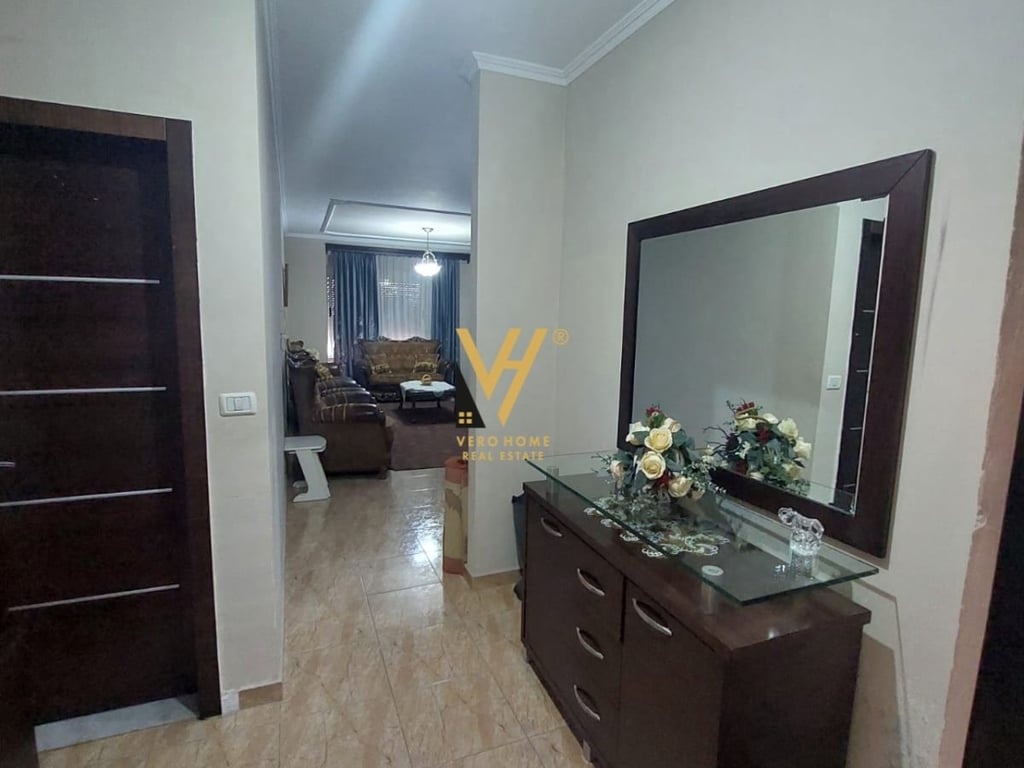 JEPET APARTAMENT 2+1+BLK ME QERA NE ASTIR 50.000 LEKE