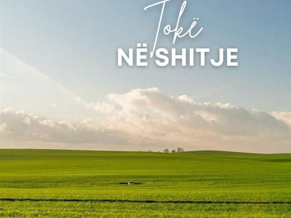 Vendesi terreno vicino al Kombinat 112.500 euro.