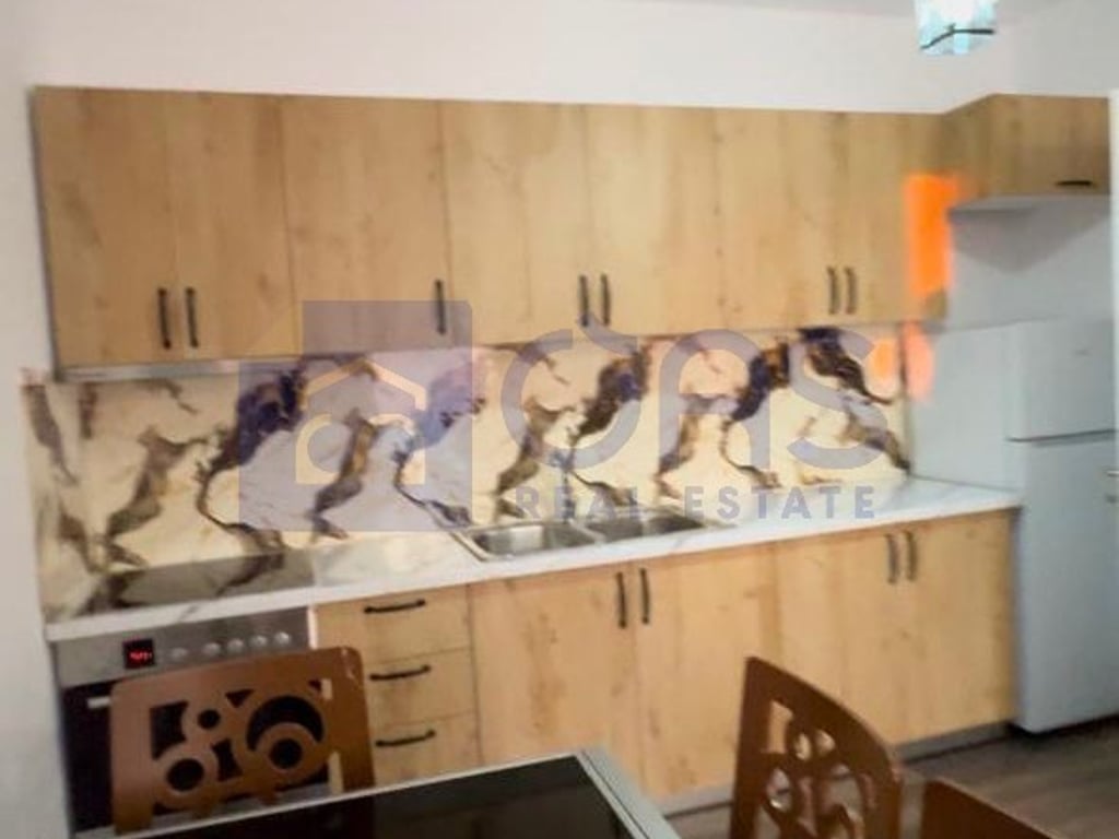 A 2+1 apartment is for rent in Shkoze.