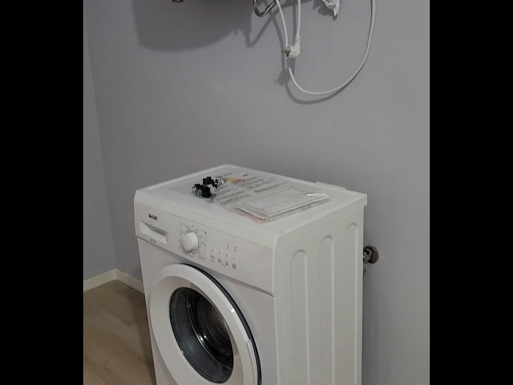 Apartment 2+1 for rent, New Market near Optika Roma 500 euros (Partially Furnished)