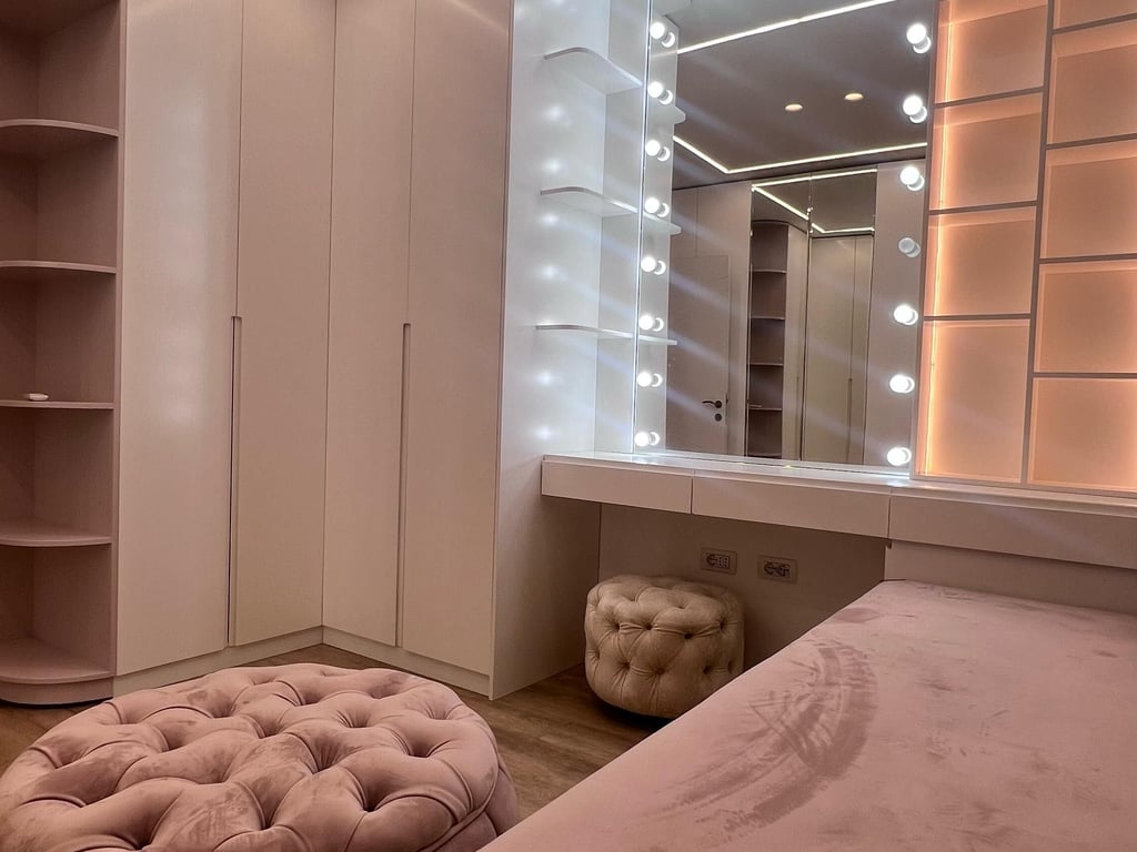 APARTAMENT PËR QERA 2+1+2+ VEND PARKIMI NË OAZIS RESIDENCE