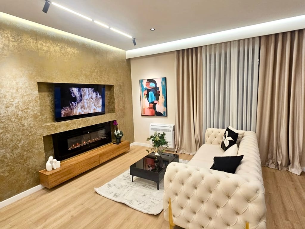 Modern 2+1 apartment for sale near the New Bazaar!