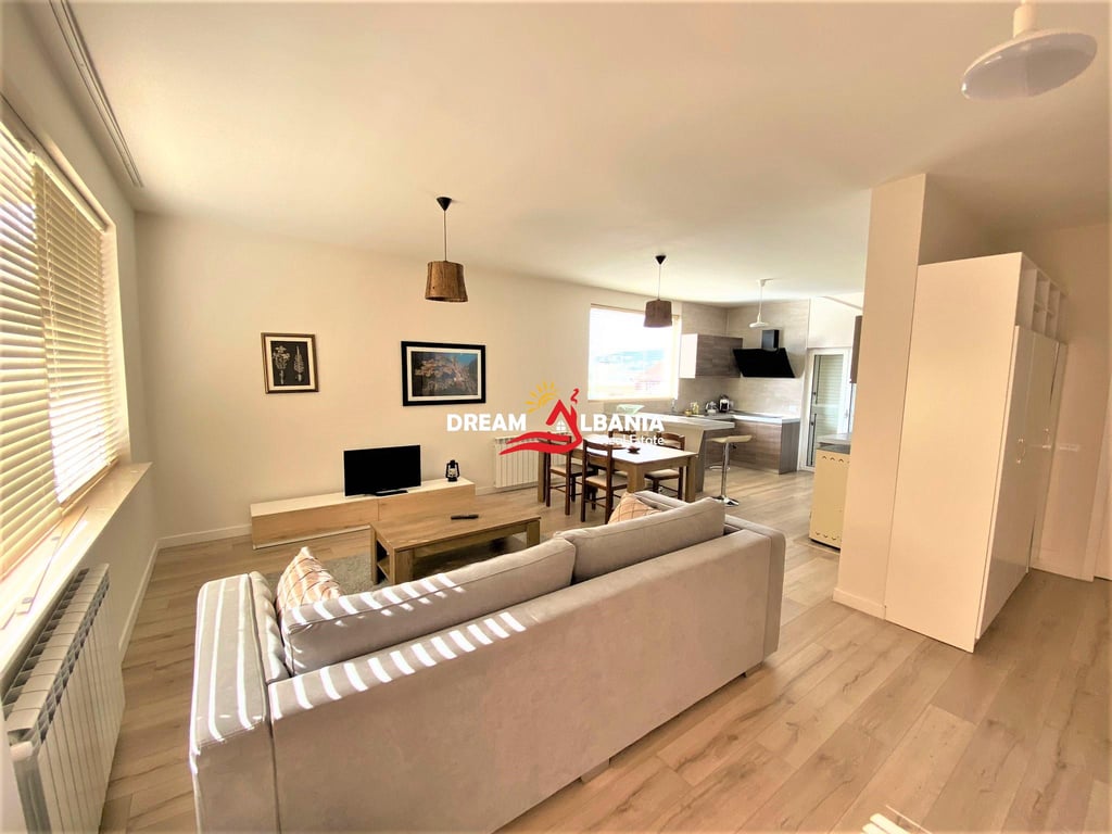 2+1 apartment for rent in a villa in Sauk near Senatorium in Tirana (ID 42214236)