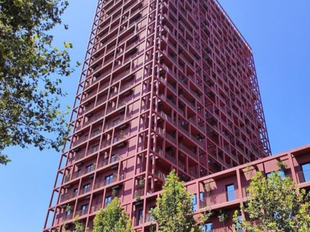 ✨🏢 OFFICE/STORE FOR RENT – COMMERCIAL UNIT, GARDEN BUILDING